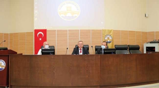 Trakya üniversitesi merkez müdürleri toplandı