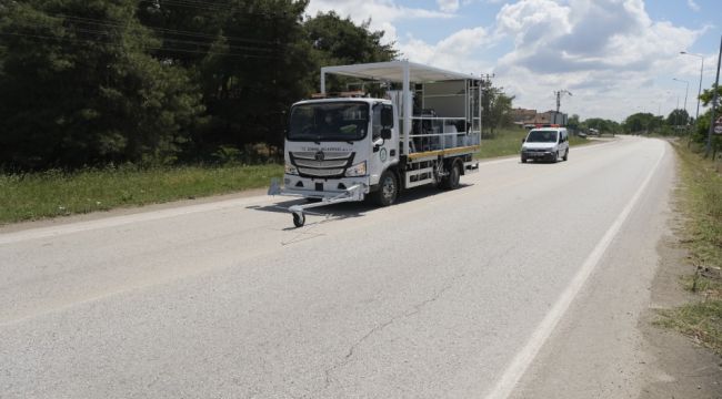 Yol çizgi çalışması nedeniyle araç park etmeyin uyarısı