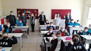 Milli Eğitim Müdürü Arpacı, okulları inceledi