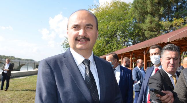 ‘Muhtarlar dünyaya örnek bir temsil makamıdır’