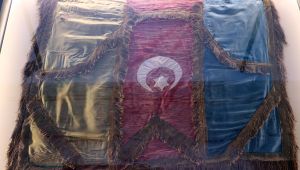Osmanlı mirası 9 sancak sergilenmeye başlandı
