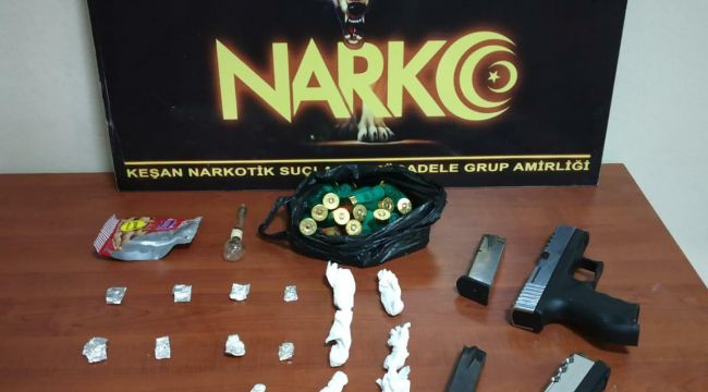 Polise mukavemet eden 3 kişi gözaltına alındı
