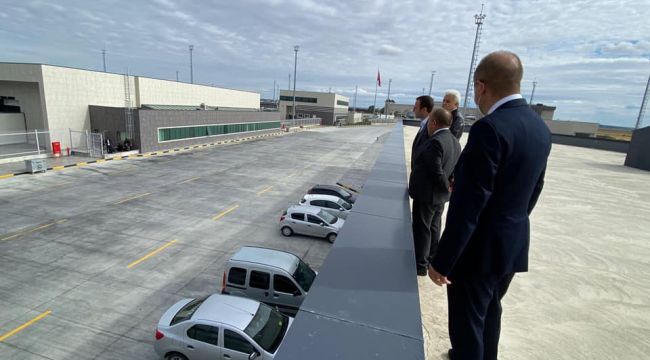 Sınır Kapısı'na 400 araç kapasiteli park alanı yapılıyor