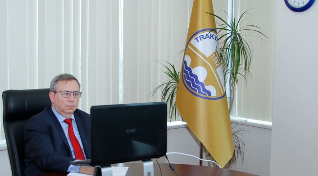 Tabakoğlu, akciğer sağlığı kongresi’nde oturum başkanlığı yaptı