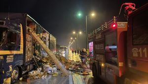 Tır yangını nedeniyle trafik aksadı
