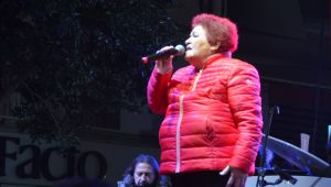 Edirne’de Selda Bağcan rüzgarı esti