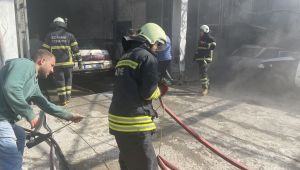 Kaporta tamircisinde çıkan yangın korkuttu