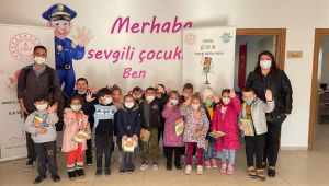Miniklere uygulamalı trafik eğitimi verildi