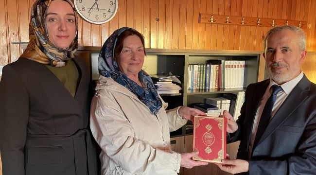 Peygamberimizin hayatından etkilendi Müslüman oldu
