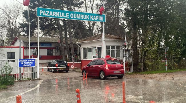 2 Yunanistan vatandaşı ülkesine gitti