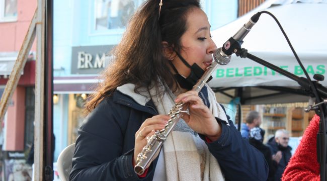 Alışveriş günleri mini konserle sonlandı