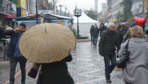 Edirne’de yağmur etkili oldu