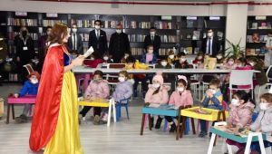 “Kuşaklar Kütüphanede Buluşuyor” Projesi