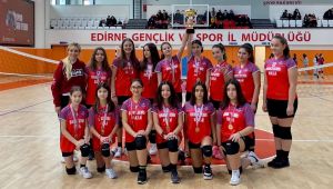 Voleybolda İl birincisi Bahçeşehir Koleji oldu