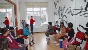 Yaşam merkezinden çocuklara etkinlik