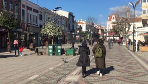 Edirne’de kış güneşi sokaklara döktü