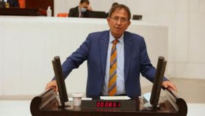 ‘Günde bir sefer yapılması uzun kuyruklara neden oluyor’