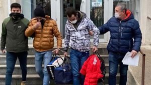 Hırsızlık şüphesiyle yakalanan 2 zanlı tutuklandı
