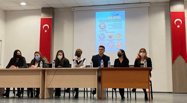 Mezunlar anlatıyor paneli düzenlendi