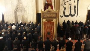 ‘Sabah namazında milletçe duadayız’