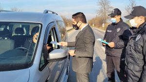 Sürücüler trafik kuralları konusunda uyarıldı