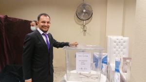 Dilmeç sözünü tuttu, LÖSEV’e bağış yaptı