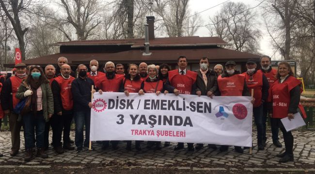 Emekli-Sen'den çay simit eylemi