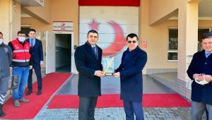 Göç İdaresi Başkanı Ünlü, incelemelerde bulundu
