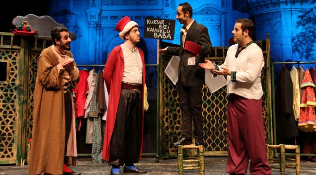 Sokak hayvanları yararına tiyatro oyunu