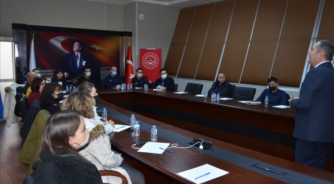 Sosyal hizmetlerden personele “Grafoloji Eğitimi”