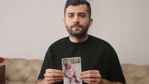 Ukrayna'daki kızı ve eşinin dönmesini bekliyor