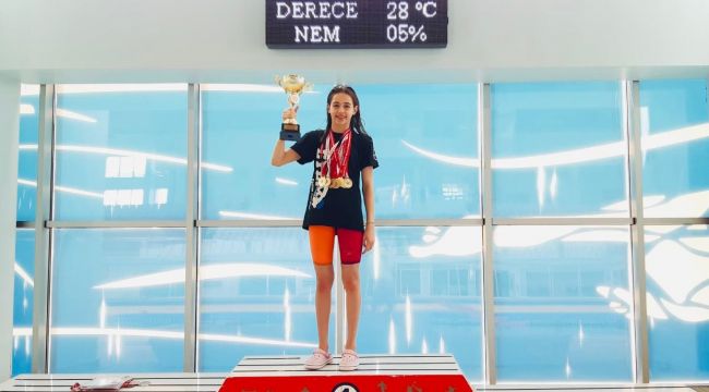 Beyza Işık’tan yüzmede büyük başarı