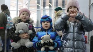 Kırım Türklerinin eş ve çocukları Türkiye’de