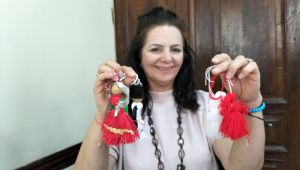 Marteniçka bileklikler görücüye çıkıyor