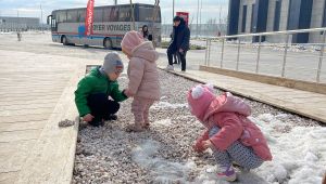 Savaşın göçe zorladığı masum yüzler: Çocuklar