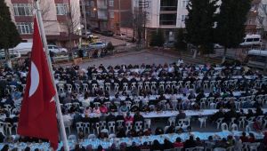 AK Parti’den mahalle iftarı