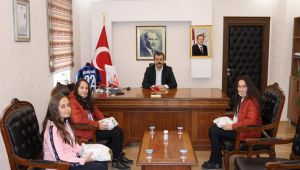 Kaymakam dereceye girenleri ödüllendirdi