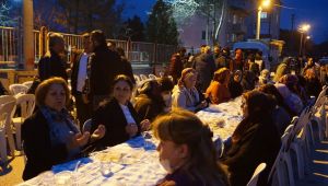 Mahalle ve toplu iftarların ilki yapıldı