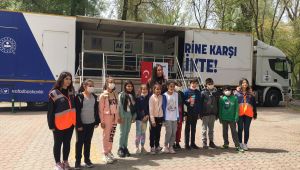 Minik öğrenciler deprem anını deneyimledi