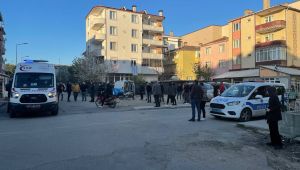 Otomobille çarpışan motosikletin sürücüsü yaralandı