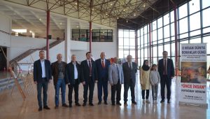 Romanları anlatan ‘Önce insan’ sergisi