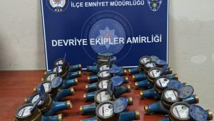 Su sayaçlarını çalan iki şüpheli tutuklandı