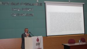 İlahiyat Fakültesinde Vakıflar Haftası Konferansı