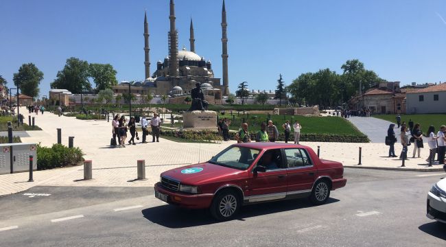 Klasik otomobillerden görsel şölen