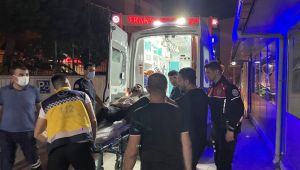 Silahlı ve sopalı kavgada 4 yaralı