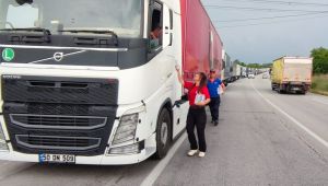 Sınır Kapısı'nda 38 Km’lik tır kuyruğu