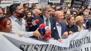 ‘Gazetecilerden medya yasasına tepki’