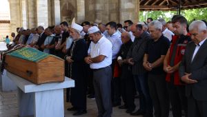 Şehit annesi toprağa verildi