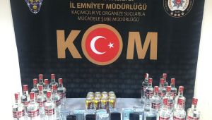 Gümrük kaçağı alkol ve telefon yakalandı