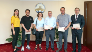 TÜ’ye özel pul tasarımı